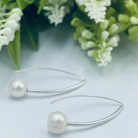Hanging Freshwater Pearl Earrings 38mm