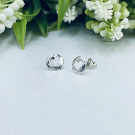 Heart Studs 8mm