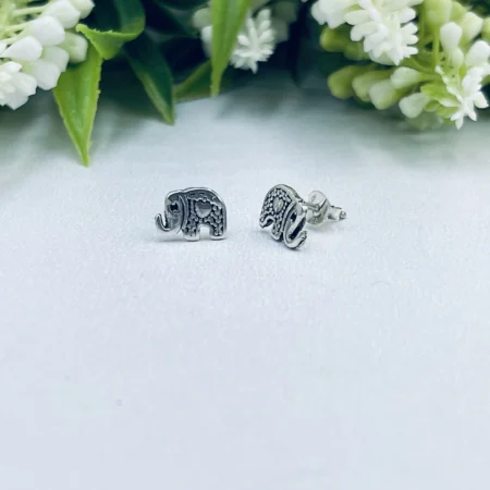 Elephant with Heart Studs 10mm