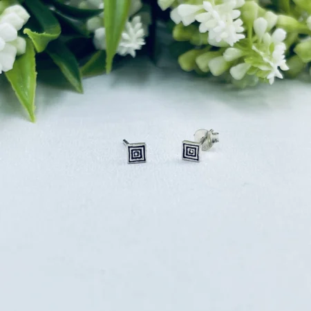 Detailed Square Studs