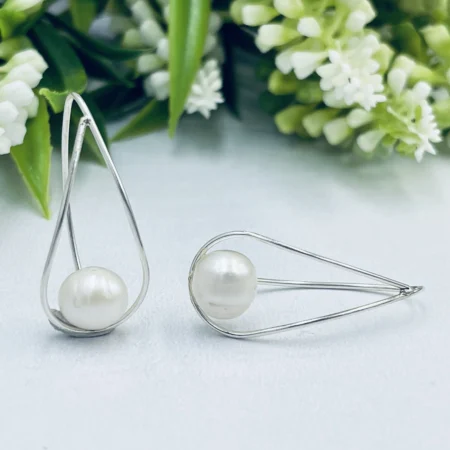 Freshwater Pearl with V-Hook 35mm