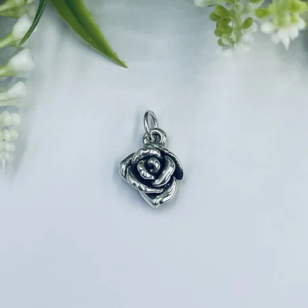 Sterling Silver Classic Rose Pendant 20x15