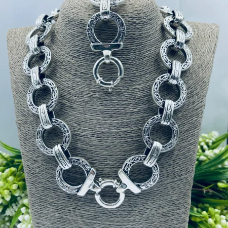 Sterling Silver Circular Filigree Set with clasp
