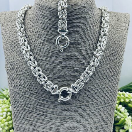 Sterling Silver Flat Russian Mesh with Sig Clasp